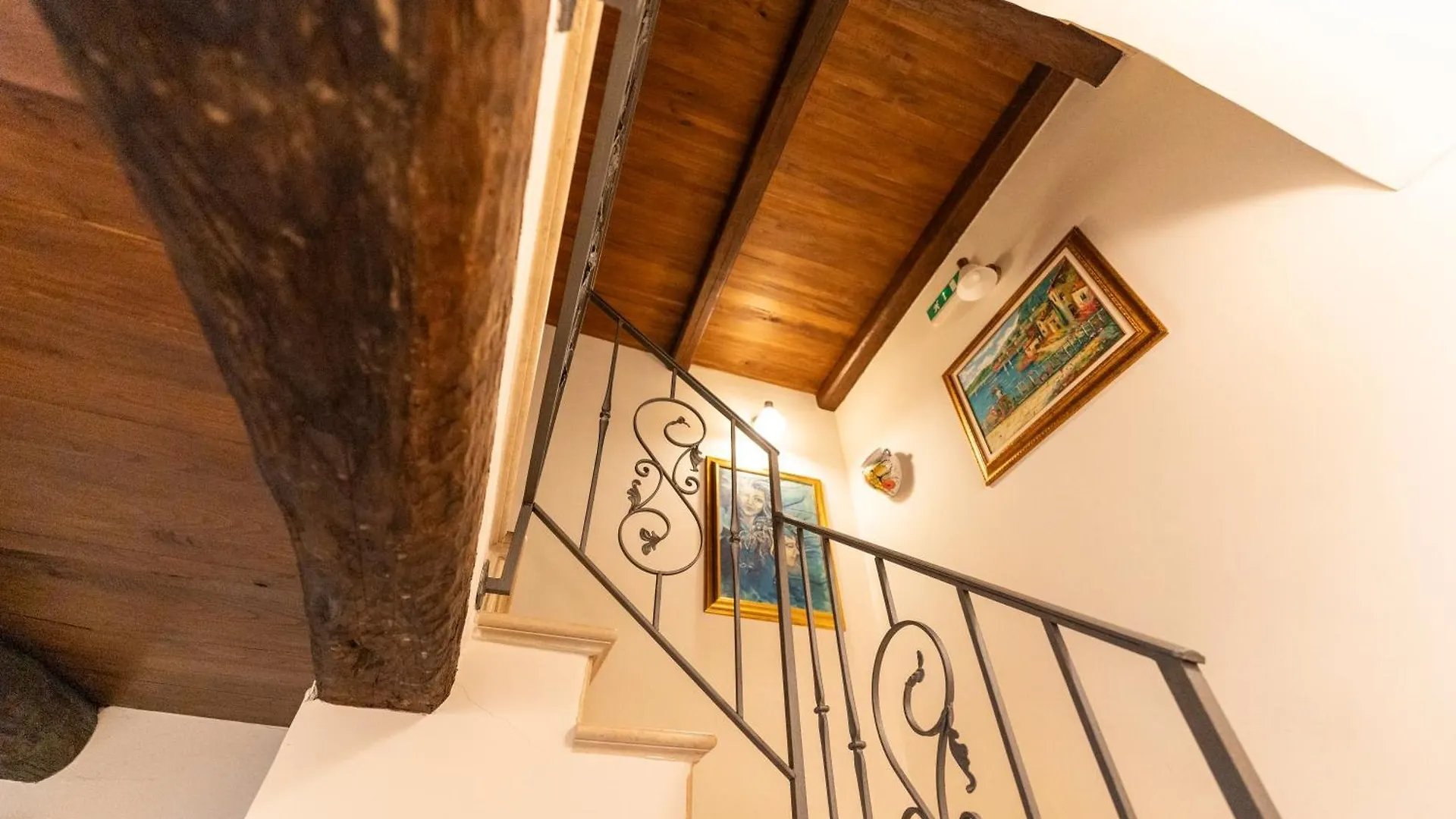 Ferienwohnung Via Carlo De Cesare 56 Neapel Apartment