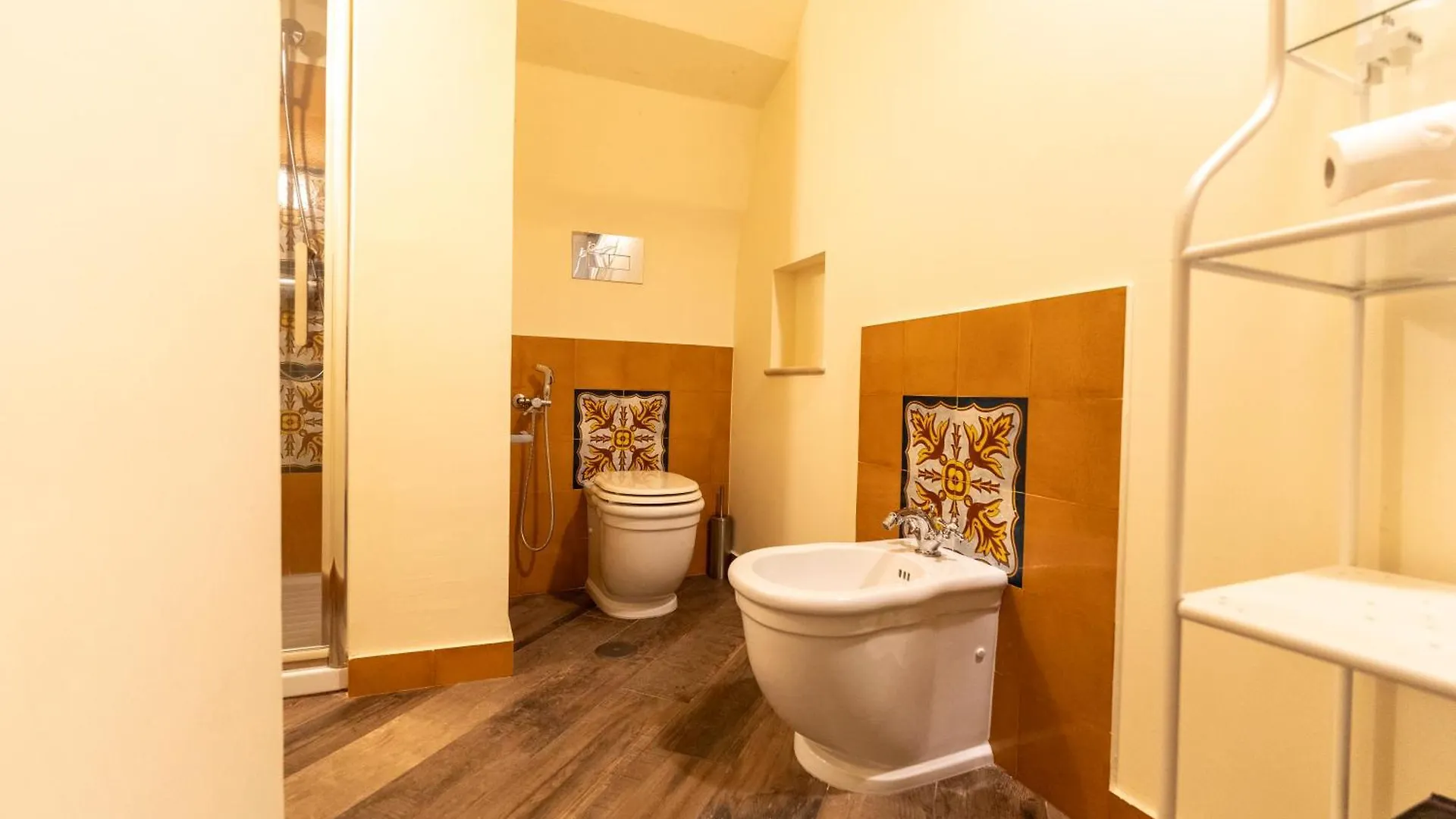 Via Carlo De Cesare 56 Apartment Naples