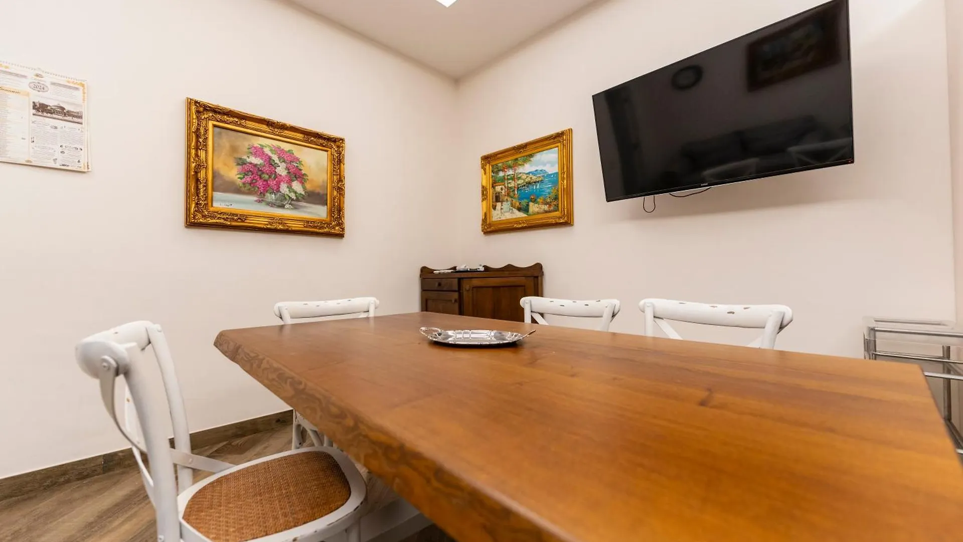 Via Carlo De Cesare 56 Apartment Naples